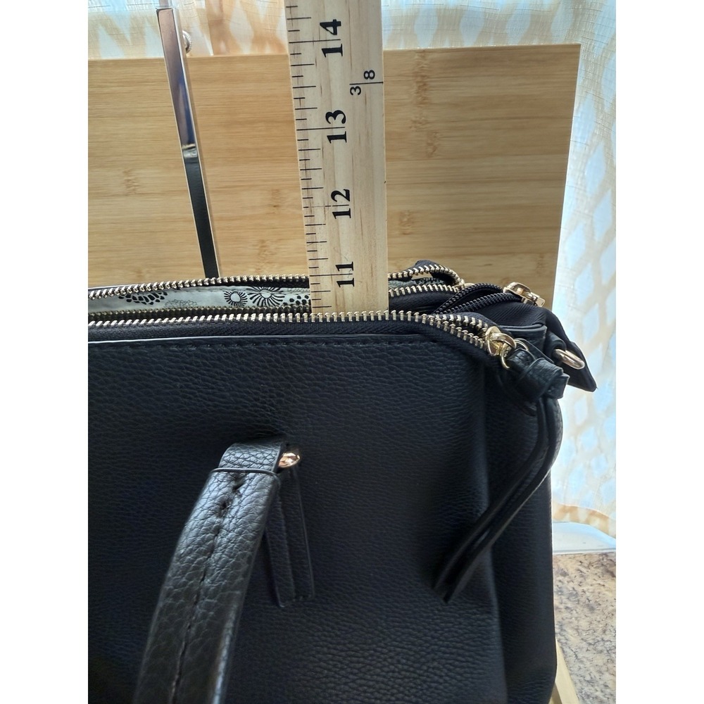 Urban Expression Large Purse, Vegan Leather, Multiple Compartment's-good cond - Picture 14 of 16